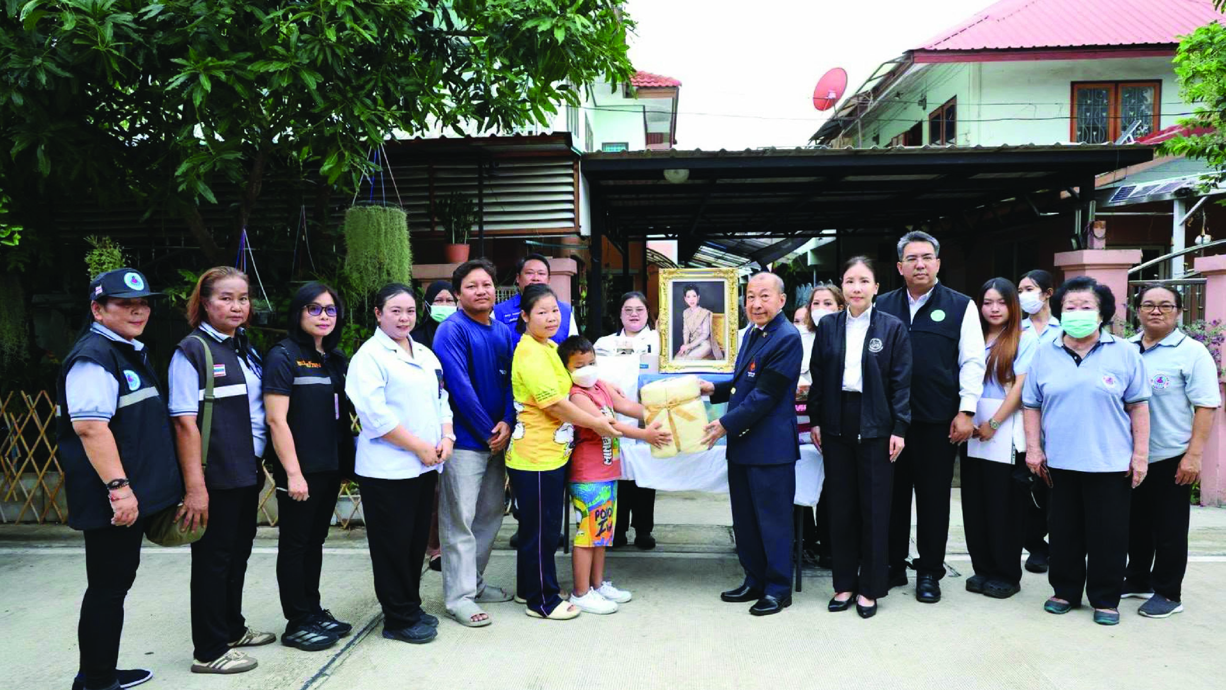 ราชวิทยาลัยจุฬาภรณ์ ออกปฏิบัติงานเยี่ยมบ้านผู้ป่วยในพระอนุเคราะห์ จ.นนทบุรี